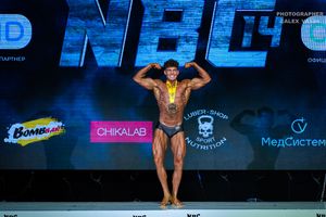 CLASSIC PHYSIQUE ЮНИОРЫ
